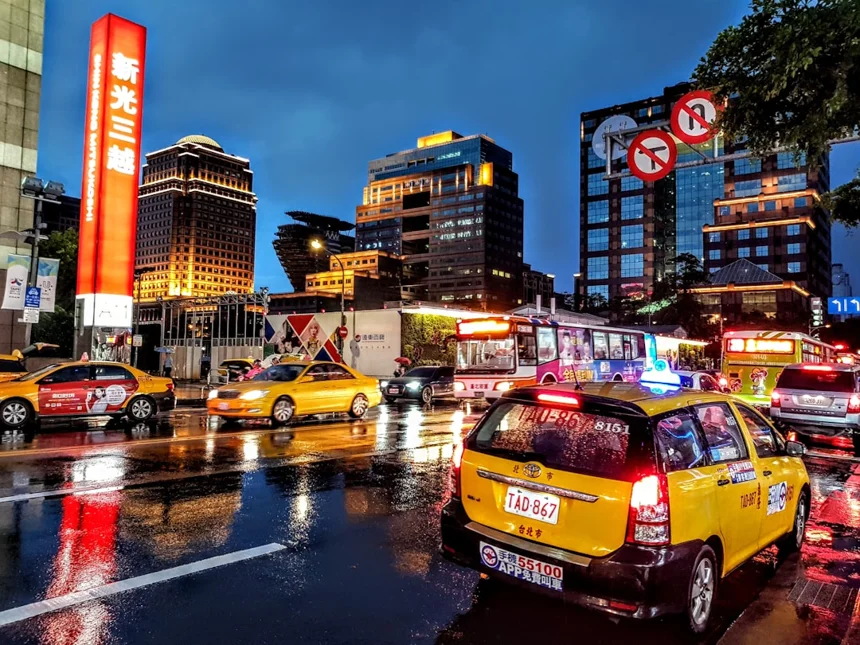 Taxi